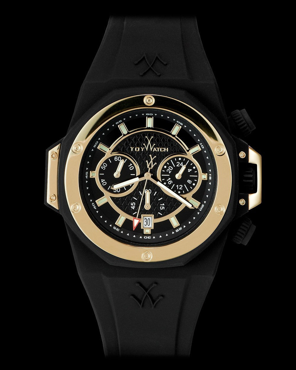 ToyWatch TOYSTRONG CHRONO black and gold watch with round dial and metal bracelet, front view showing sleek design.